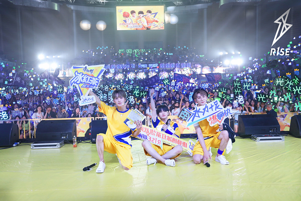 R1SE超高人气.jpg R1SE超高人气.jpg